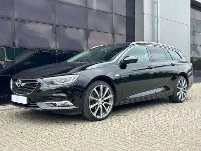 Gebraucht Opel Insignia Innovation 209 PS (153 kW) 2019 Black meet kettle Kombi