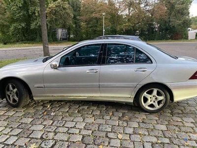 gebraucht Mercedes C220 Avantgarde CDI Aut.