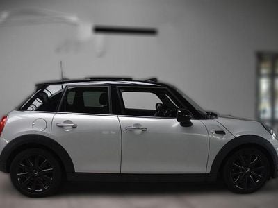 Gebraucht Mini Cooper 136 PS (100 kW) 2016 Weiß metallic Kleinwagen