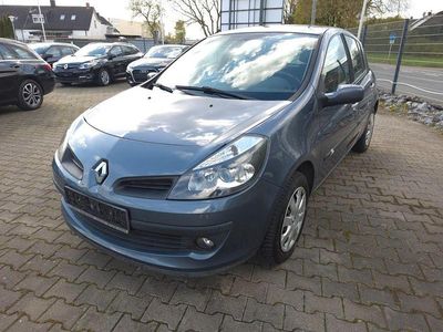 Second-hand Renault Clio III Dynamique 88 CP (64 kW) 2005 Gri Berlinǎ