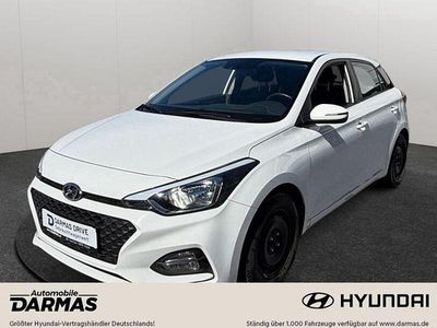 Gebraucht Hyundai i20 84 PS (61 kW) 2019 Weiß Kleinwagen