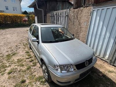 Gebraucht VW Polo 60 PS (44 kW) 2001 Silber Kleinwagen