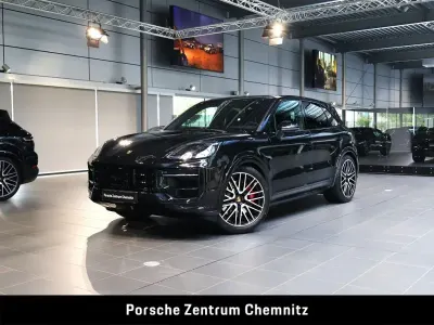 Nieuw Porsche Cayenne GTS 500 PK (367 kW) 2026 Zwart SUV
