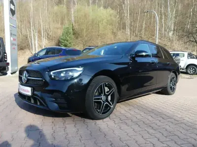 Używany Mercedes E300 AMG line 194 KM (142 kW) 2022 Czarny Sedan/Limuzyna