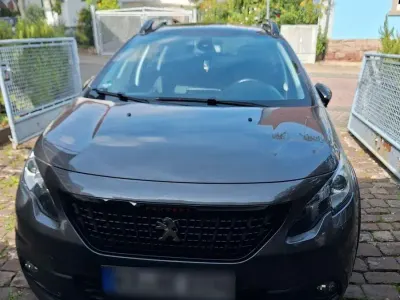 Gebraucht Peugeot 2008 GT-line 110 PS (80 kW) 2019 Grau SUV