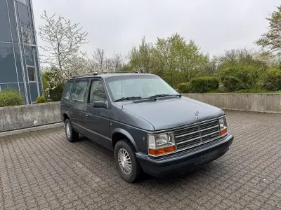 Gebraucht Chrysler Voyager 140 PS (102 kW) 1989 Grau Van / Kleinbus