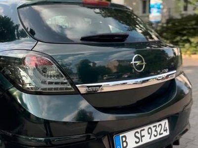 Opel Astra GTC