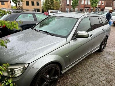 Grau Gebraucht 2008 Mercedes C320 Avantgarde Kombi | 5.000 € (Fairer Preis)