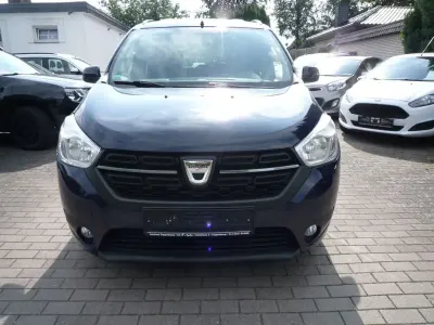 Gebraucht Dacia Lodgy 116 PS (85 kW) 2017 Blau Van / Kleinbus
