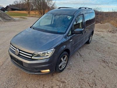 Gebraucht VW Caddy Maxi Highline 129 PS (94 kW) 2017 Grau Van / Kleinbus