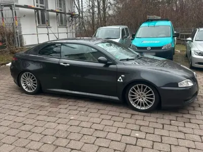 Gebraucht Alfa Romeo GT Distinctive 150 PS (110 kW) 2006 Grau Coupé