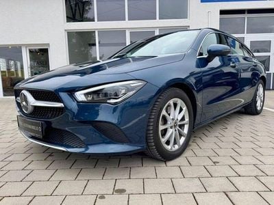 Second-hand Mercedes CLA220 Progressive 190 CP (139 kW) 2022 Albastru Berlinǎ
