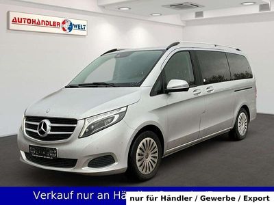 Mercedes V220