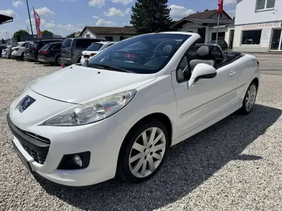 Gebraucht Peugeot 207 156 PS (114 kW) 2013 Blanc banquise Cabrio