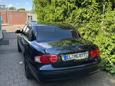 Gebraucht Kia Opirus 204 PS (150 kW) 2005 Blau Limousine