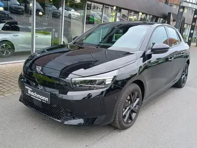 Gebraucht Opel Corsa 100 PS (73 kW) 2024 Schwarz Kleinwagen