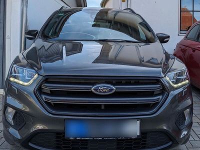 gebraucht Ford Kuga 2,0 TDCi 4x4 132kW ST-Line PowerShift S...