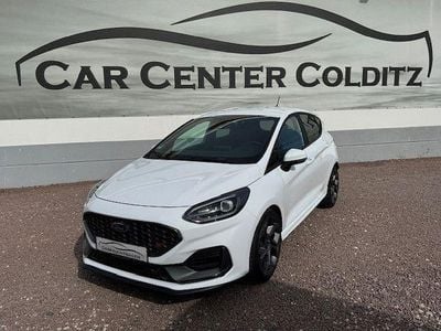 Begagnad Ford Fiesta Performance Edition 200 HK (147 kW) 2023 Vit Halvkombi