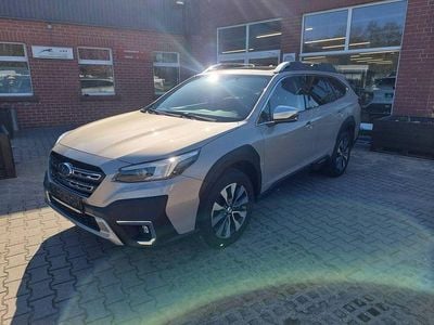 Usado Subaru Outback Platinum 169 HP (124 kW) 2025 Dourado Sedan
