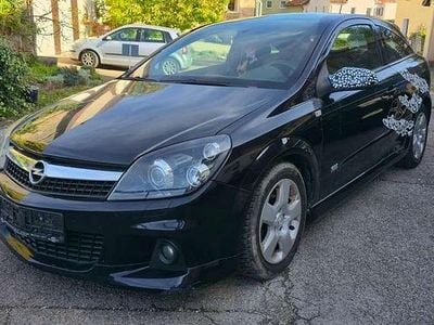 Opel Astra GTC