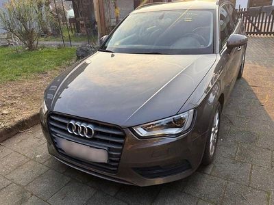 Gebraucht Audi A3 122 PS (89 kW) 2014 Limousine