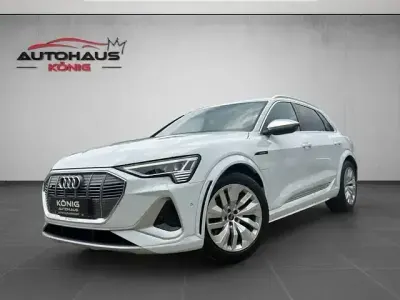 Gebraucht Audi e-tron Ambiente 369 kW (503 PS) 2022 Weiß SUV