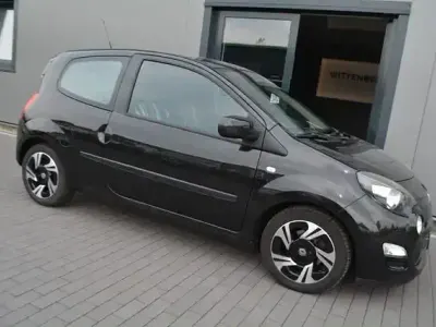 Używany Renault Twingo Initiale Paris 75 KM (55 kW) 2014 Czarny Hatchback