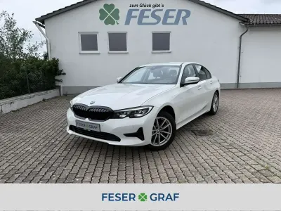 Gebraucht BMW 318 Advantage 156 PS (114 kW) 2021 Alpinweiss Limousine