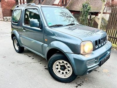 Grau Gebraucht 2007 Suzuki Jimny Club SUV | 9.999 € (Teuer)