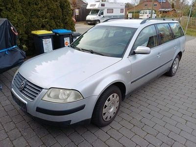 Gebraucht VW Passat 101 PS (74 kW) 2002 Silber Kombi