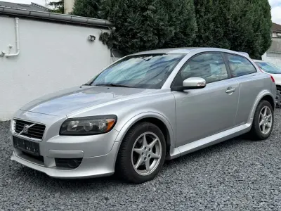 Gebraucht Volvo C30 Momentum 145 PS (106 kW) 2007 Silver metallic / metallic Kleinwagen