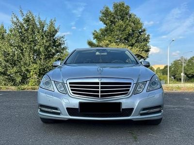 Mercedes E300