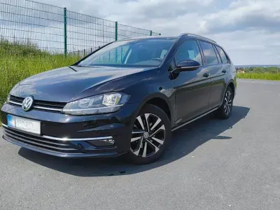 Gebraucht VW Golf VII IQ Drive 150 PS (110 kW) 2019 Schwarz Kombi