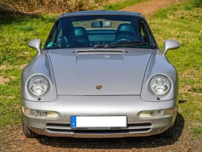 Second-hand Porsche 993 286 CP (210 kW) 1997 Argintiu Coupe