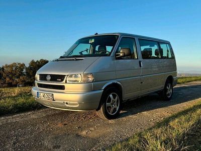 VW Caravelle