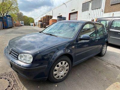 gebraucht VW Golf IV in Blau