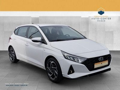 Gebraucht Hyundai i20 Intro Edition 101 PS (74 kW) 2021 Weiß Kleinwagen