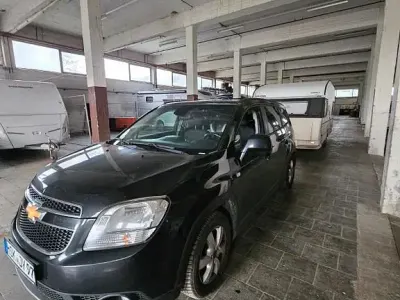 Käytetty Chevrolet Orlando LT 163 HP (119 kW) 2012 Musta Tila-auto