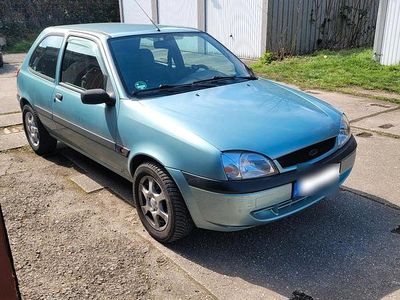 Gebraucht Ford Fiesta 60 PS (44 kW) 2002 Blau Kleinwagen
