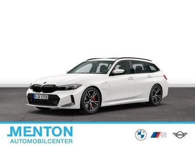 Gebraucht BMW 330e M Sport 292 PS (214 kW) 2025 Weiß Kombi