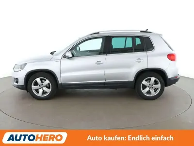 Gebraucht VW Tiguan LOUNGE 125 PS (91 kW) 2015 Grau SUV