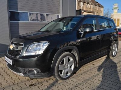 Schwarz Gebraucht 2012 Chevrolet Orlando Van / Kleinbus | 6.680 € (Fairer Preis)