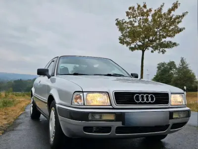 Gebraucht Audi 80 90 PS (66 kW) 1993 Silber Limousine
