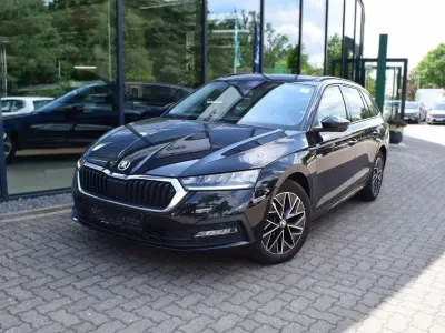 Gebraucht Skoda Octavia Clever 150 PS (110 kW) 2022 Schwarz Kombi