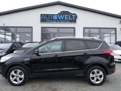 Schwarz Gebraucht 2016 Ford Kuga SUV | 10.680 € (Fairer Preis)