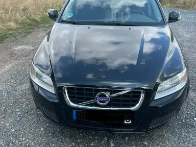 Usata Volvo V70 136 CV (100 kW) 2010 Nero Station wagon