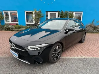 Gebraucht Mercedes CLA180 Shooting Brake 116 PS (85 kW) 2024 Nachtschwarz Kombi