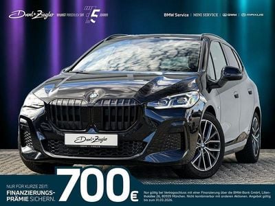 Saphirschwarz metallic Gebraucht 2025 BMW 220 Active Tourer M Sport Van / Kleinbus | 34.950 € (Guter Preis)