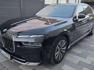 Second-hand BMW 750e 489 CP (359 kW) 2023 Berlinǎ