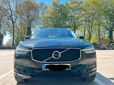 Usata Volvo XC60 Momentum 190 CV (139 kW) 2020 Nero SUV